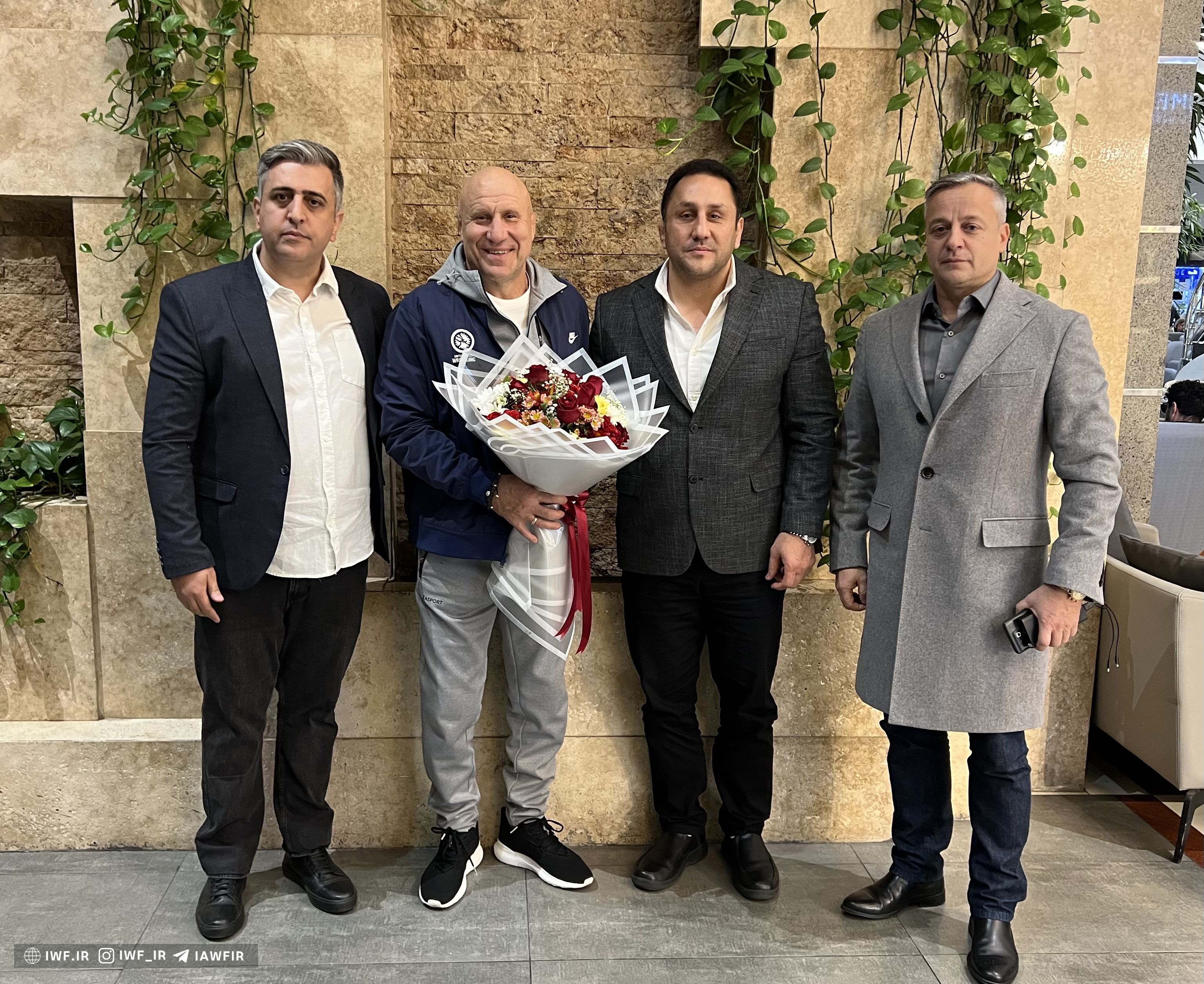 رئیس فدراسیون و رئیس لیگ کشتی روسیه وارد ایران شدند
