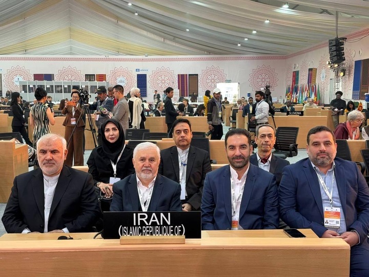 دارابی: آینه‌کاری ایرانی هنر پیوندزدن ماده و معناست