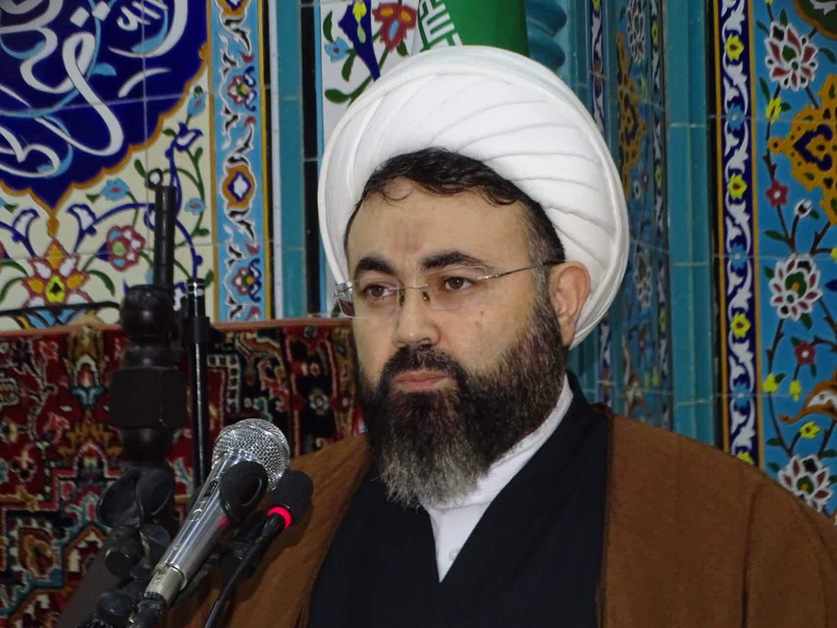 دشمن در جنگ رسانه‌ای به دنبال محو مفاهیم انقلابی است