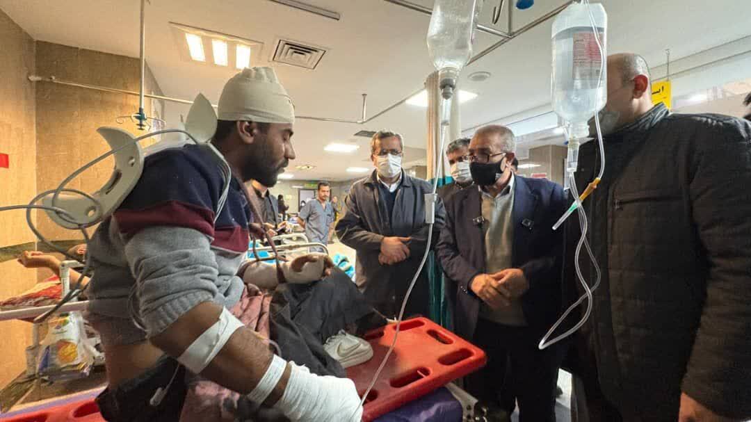 عیادت استاندار از مصدومان حادثه واژگونی اتوبوس یاسوج_سمیرم