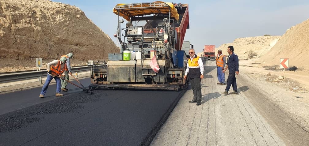 ترمیم آسفالت راه‌های بوشهر با اعتبار ۶۰۰ میلیارد تومان